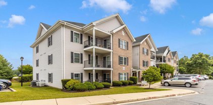 6508 Ridenour Way E Unit #3B, Sykesville