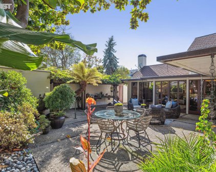 1714 Clinton Ave, Alameda