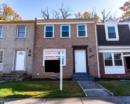 2001 Mayflower Dr, Woodbridge