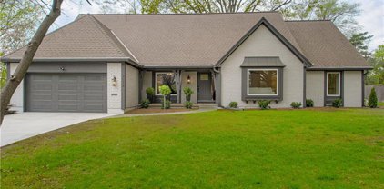 9514 Cedar Street, Overland Park
