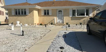 6 Kingfisher Lane, Toms River