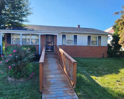 359 N Beaumont Ave, Catonsville