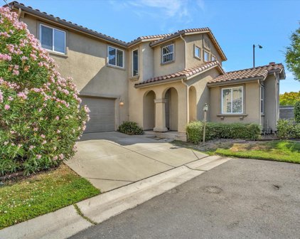 15 Bridgehampton Place, Sacramento