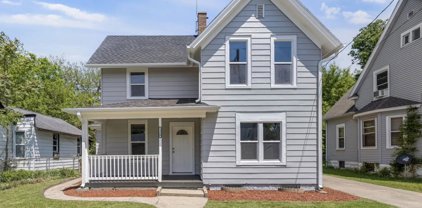 1220 5th, Rockford
