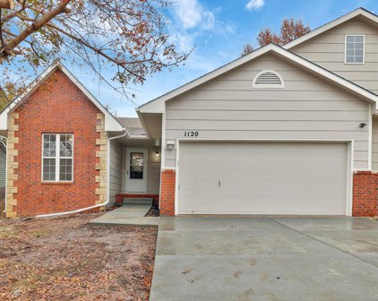 1120 N Sunset Dr, Derby