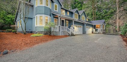 7430 7432 NE 129th Street, Kirkland
