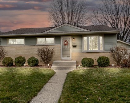 1117 Arbor Drive, Waukesha