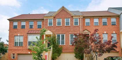 20933 Trinity Sq, Sterling