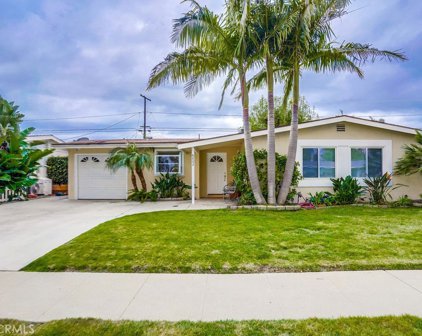 6802 E De Leon Street, Long Beach