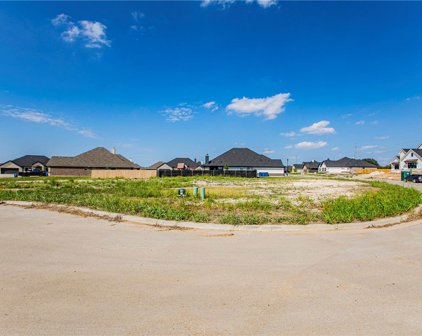 955 Gallant Fox  Road, Hewitt