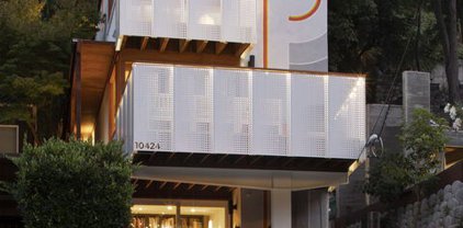 10424  Hebron Ln, Los Angeles