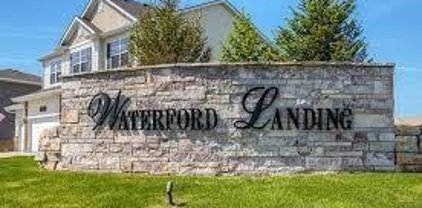 103 Waterford Landing 8  Avenue, Urbandale