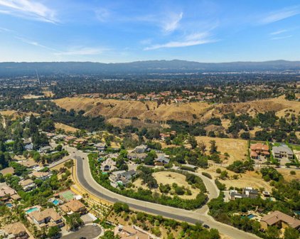 18149 Knoll Hill, Granada Hills