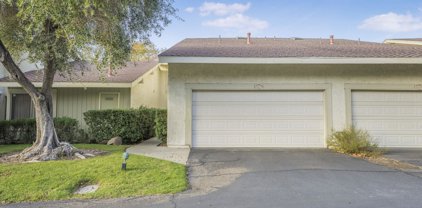 2049 Village Lane, Solvang