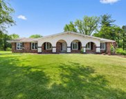 5 Woodcliff Acres  Court, St Charles image