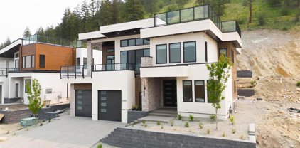 1189 Lone Pine Drive, Kelowna