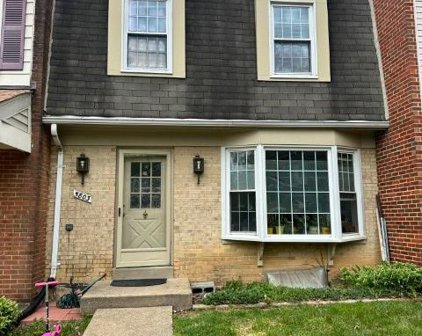 5803 Banning Pl, Burke
