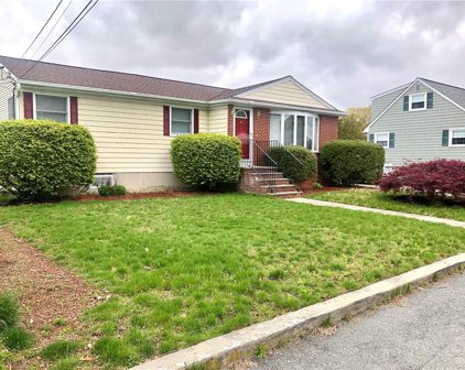 99 Jacksonia  Drive, North Providence