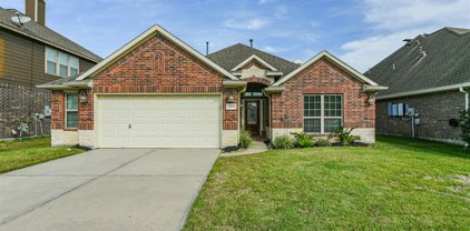 13509 Mooring Pointe Drive, Pearland