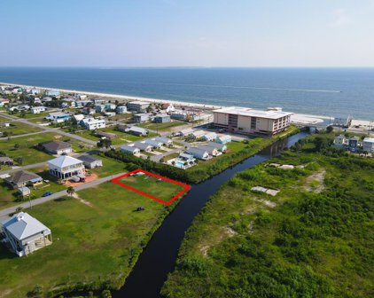 201 Arkansas Dr, Mexico Beach