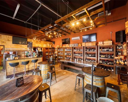 Wine Bar For Sale in Doral, Doral