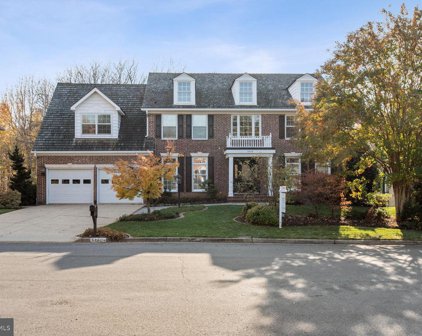 5440 Ashleigh Rd, Fairfax