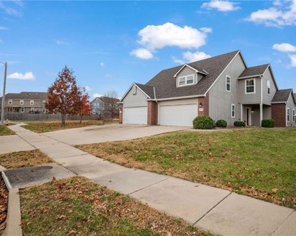 2439 Surrey Drive, Lawrence