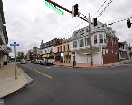 102 N Commerce St, Centreville