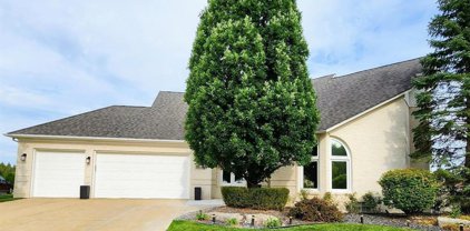 38992 HARVEST MEADOWS COURT, Sterling Heights