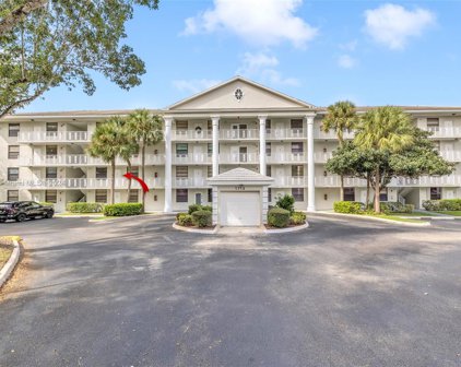 1713 Whitehall Dr Unit #202, Davie