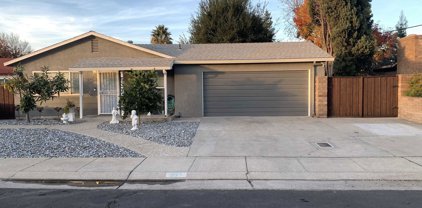 537 N St, Lathrop