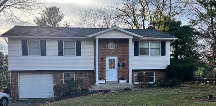 4298 Molesworth Ter, Mount Airy