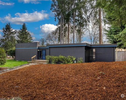 7902 88th Street Ct SW, Lakewood