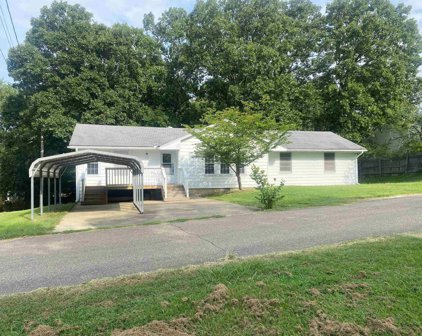 125 Hall, Mount Ida