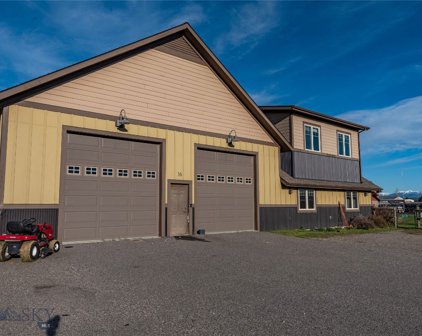 16 Bearcat Loop, Belgrade