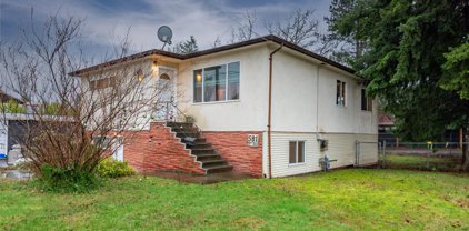 581 6th  Ave, Campbell River