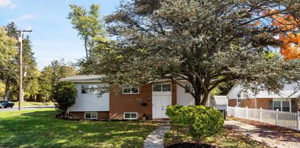 7518 Prince George Rd, Pikesville
