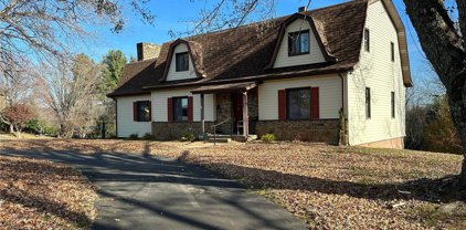 1685 Memorial Park Drive, Sparta
