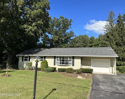 168 Jones Road Road, Saratoga Springs
