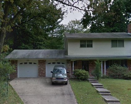 8801 Trafalgar Ct, Springfield