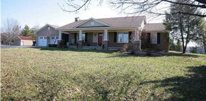 6915 Abbott Ln, Crestwood