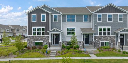 547 Wolverine Drive, Aurora