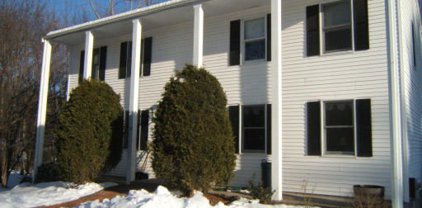 19-21 Crestwood Dr, Northborough