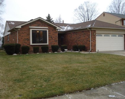 42475 CANNON, Sterling Heights