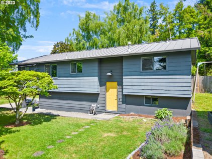 2809 SE Harney, Portland