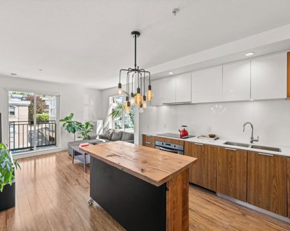 111 E 3rd Street Unit 403, North Vancouver
