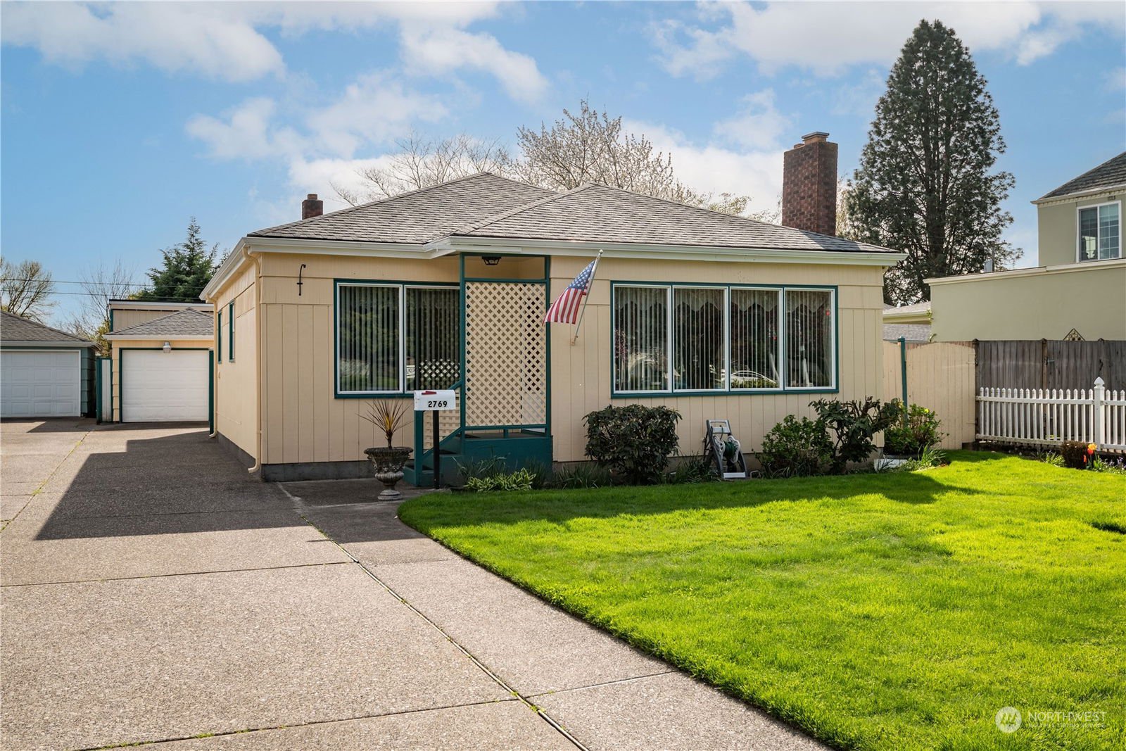 2769 NW Nichols Boulevard, Longview, 98632