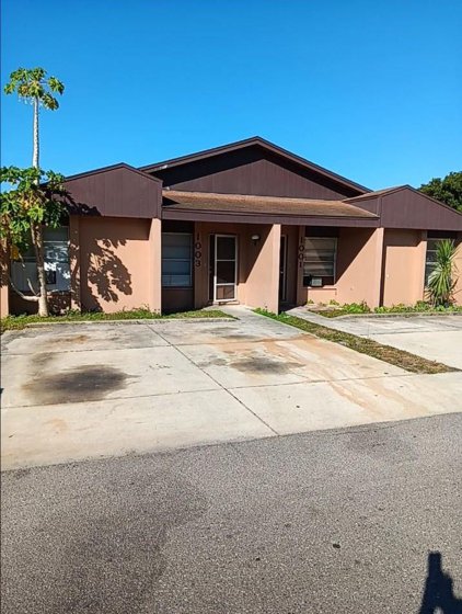 1001 Buccaneer Drive, Lakeland