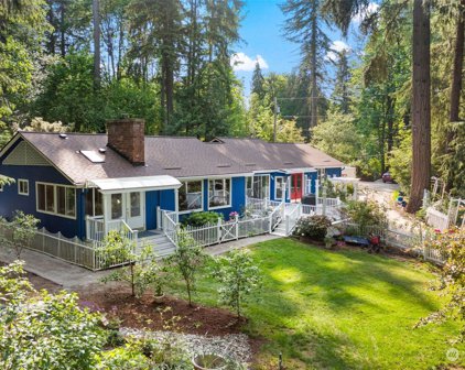 21533 NE Woodinville Duvall Road, Woodinville