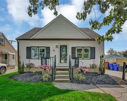 23 Evelyn  Avenue, West Seneca-146800